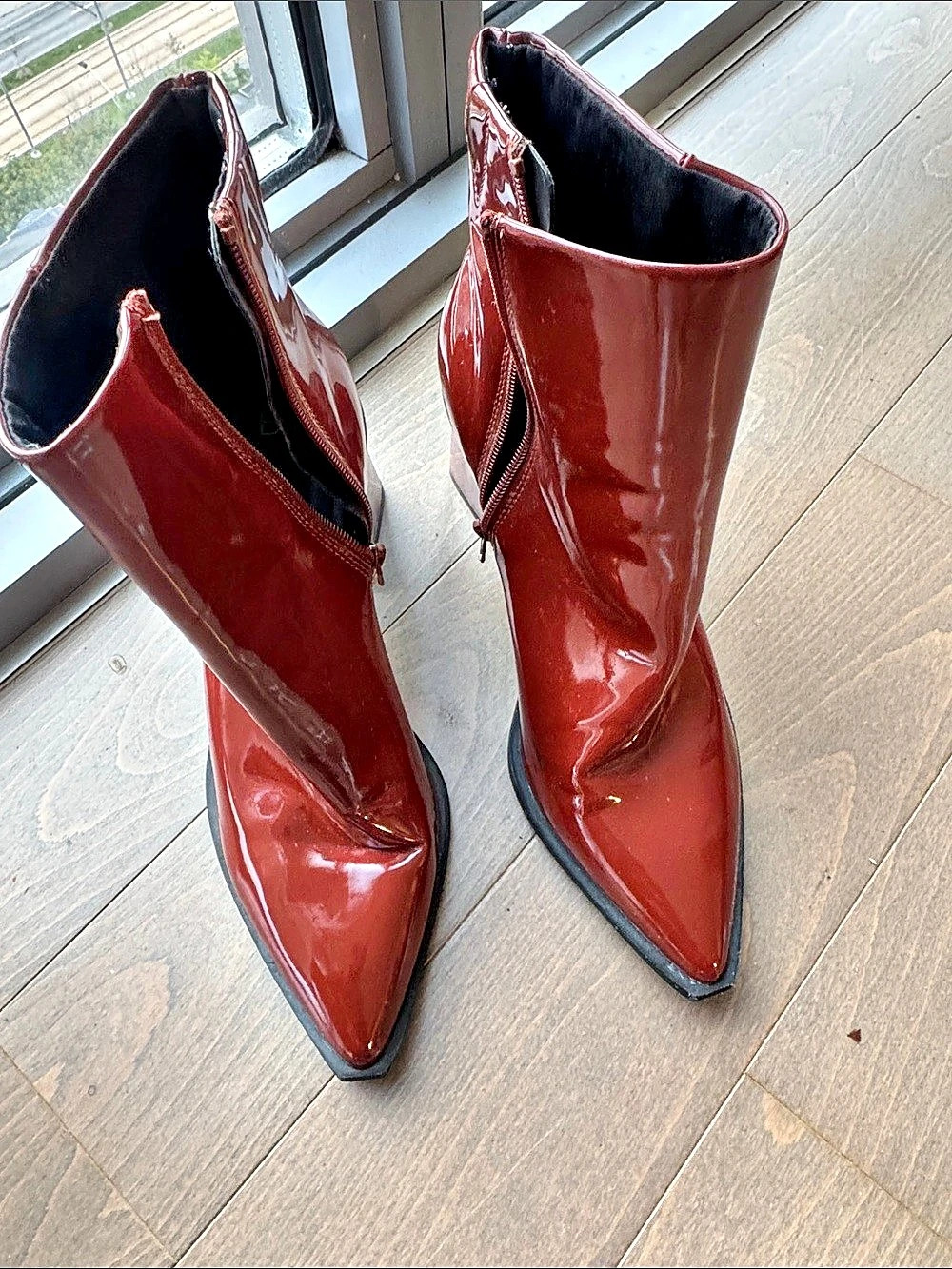 Patent Pointed-Toe Heeled Boots in Brown